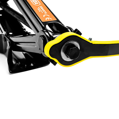 D4575 trapezoidalni dizalica 2,5T s oblogom i teleskopskim ključem